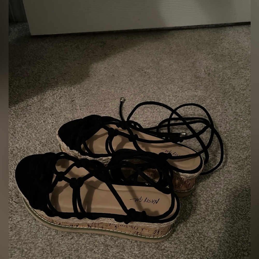 NWOT Nasty Gal black lace up platform sandals